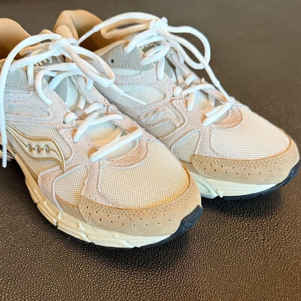 Saucony Women's Sneakers in White, Tan and Gold